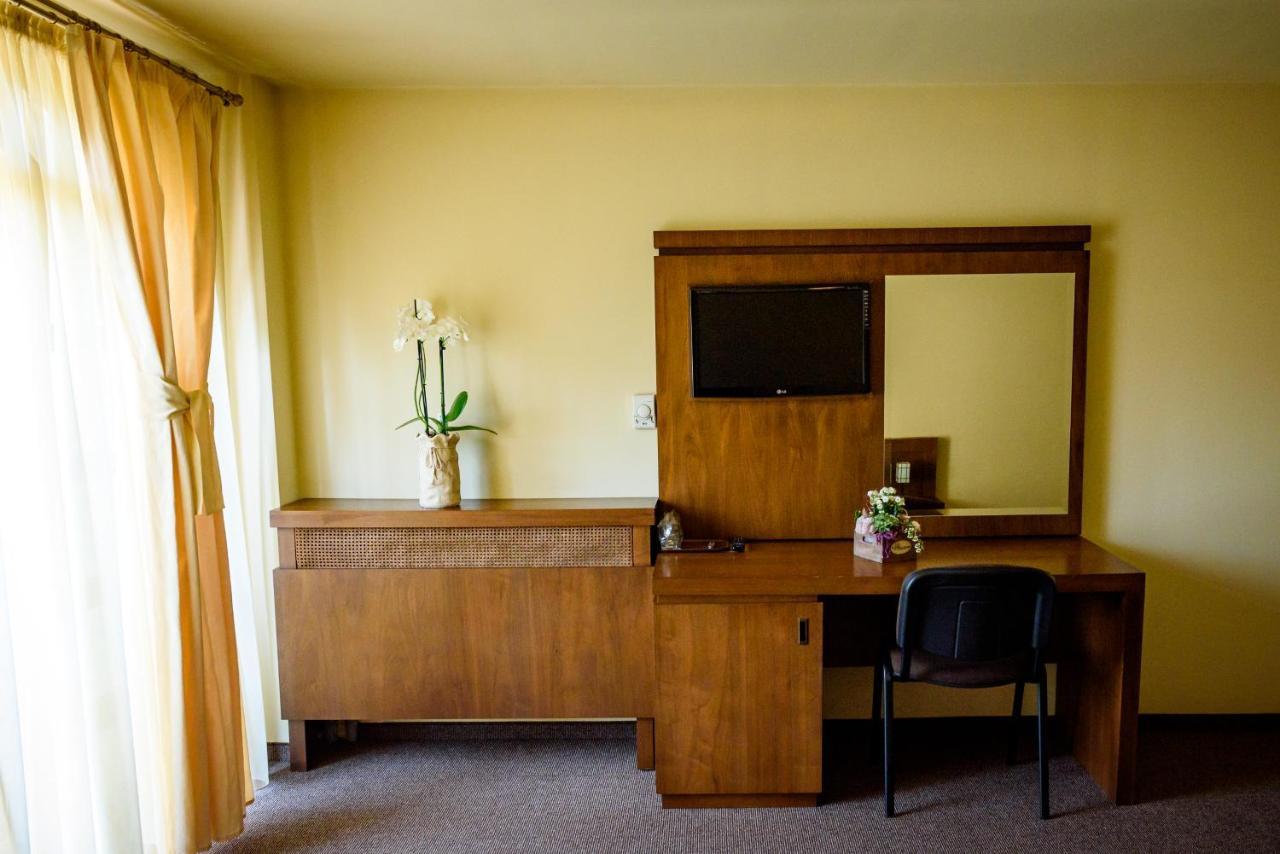 Pension Passion Targu Mures Exterior photo