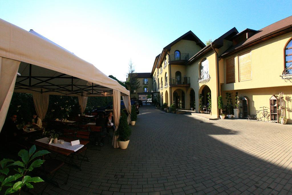 Pension Passion Targu Mures Exterior photo